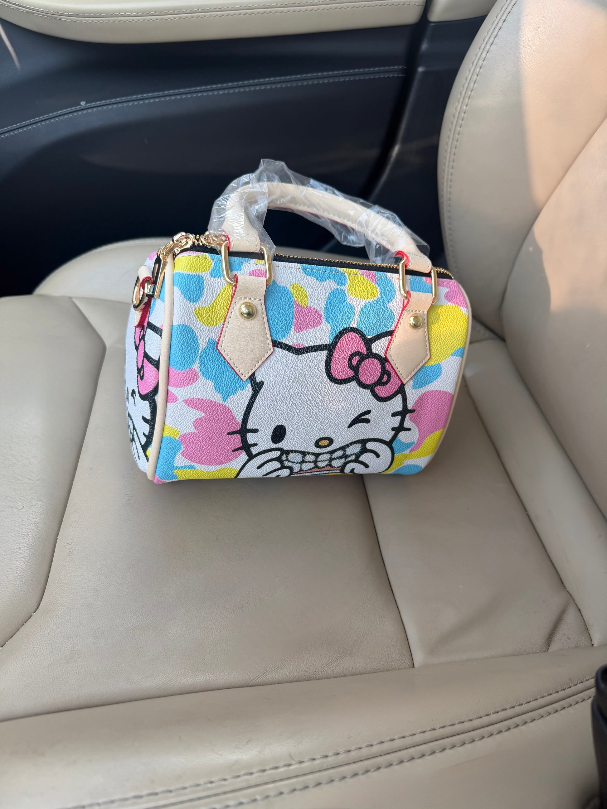 Multicolor Hello Kitty